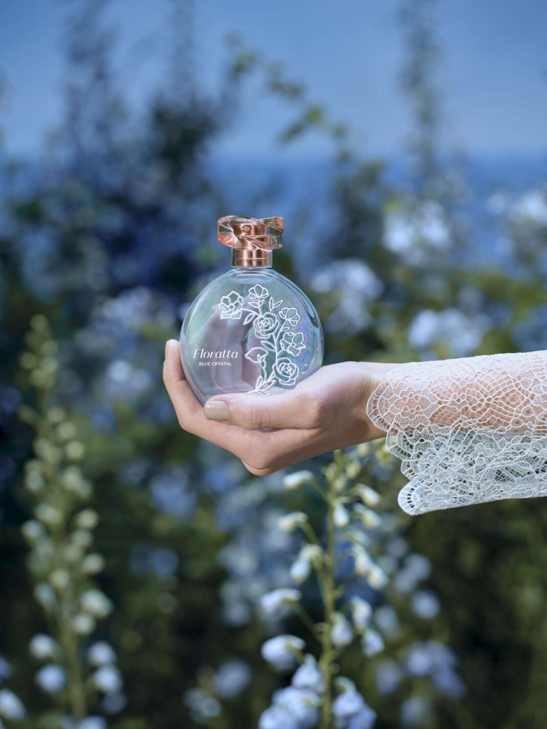 O Boticário inaugura tendência internacional de perfumaria laundry com o novo Floratta Blue Crystal O Boticário inaugura tendência internacional de perfumaria laundry com o novo Floratta Blue Crystal