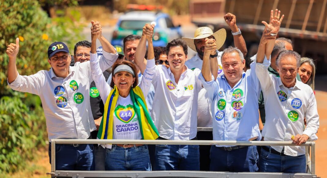 Daniel Vilela é recebido com festa no Nordeste Goiano Daniel Vilela é recebido com festa no Nordeste Goiano