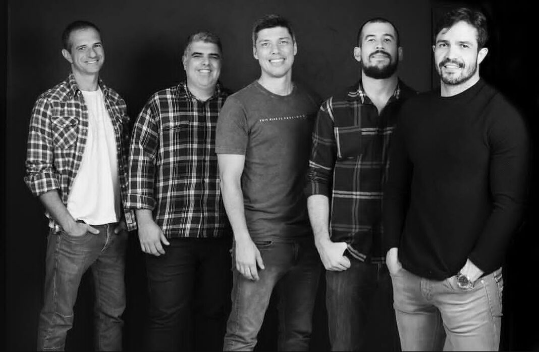 Noite dos Disfarces reúne rock, fantasias e concurso de fantasia no Temporâneo, em Brasília Noite dos Disfarces reúne rock, fantasias e concurso de fantasia no Temporâneo, em Brasília