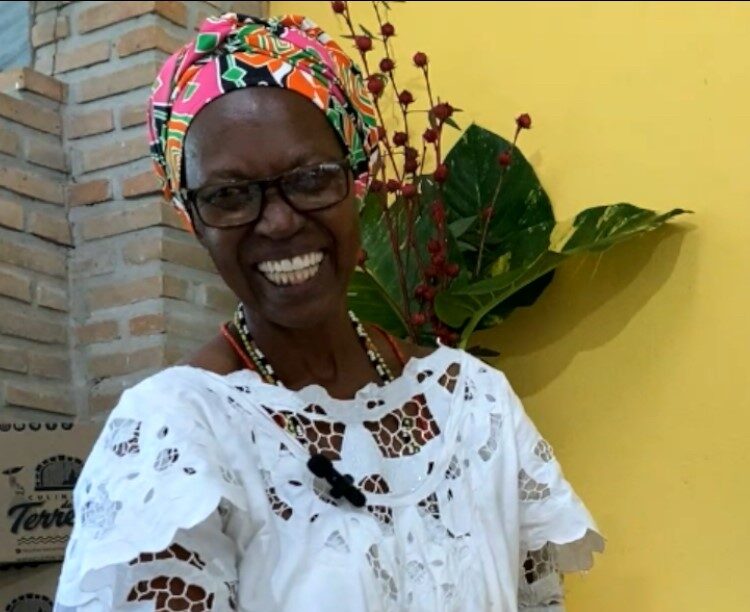 Sabores e Saberes destaca palestra-performance da Chefe de Cozinha e Makota Solange Borges na Fundação Cultural Palmares Sabores e Saberes destaca palestra-performance da Chefe de Cozinha e Makota Solange Borges na Fundação Cultural Palmares