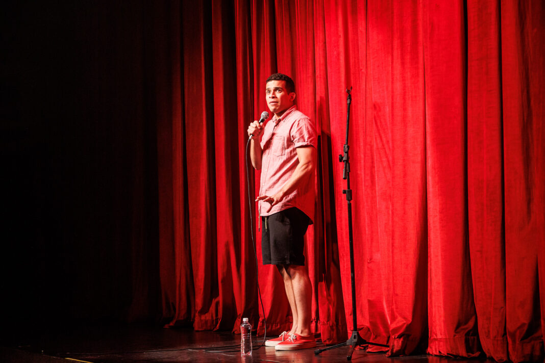 Vencedor do Prêmio Multishow de Humor, Wêlson Nunes faz shows em Brasília neste fim de semana Vencedor do Prêmio Multishow de Humor, Wêlson Nunes faz shows em Brasília neste fim de semana