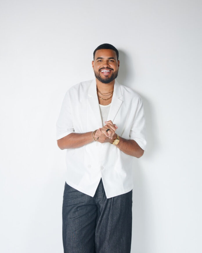 Yan se apresenta em Brasília com shows no SextaGode e JK Shopping